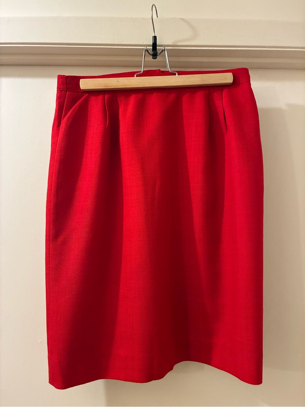 Vintage Worthington Bold Red Pencil Skirt
